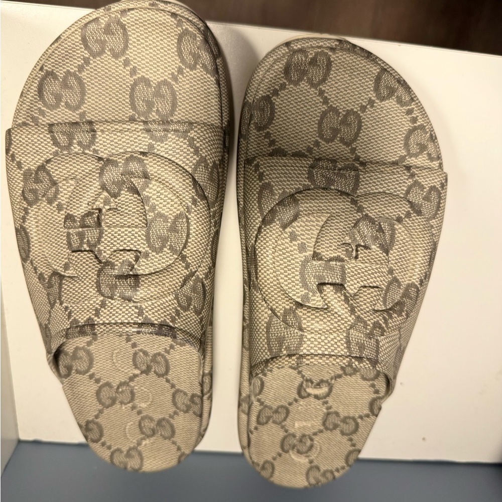 Gucci Beige Monogram Sandals Sz 40